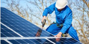 Installation Maintenance Panneaux Solaires Photovoltaïques à Risoul